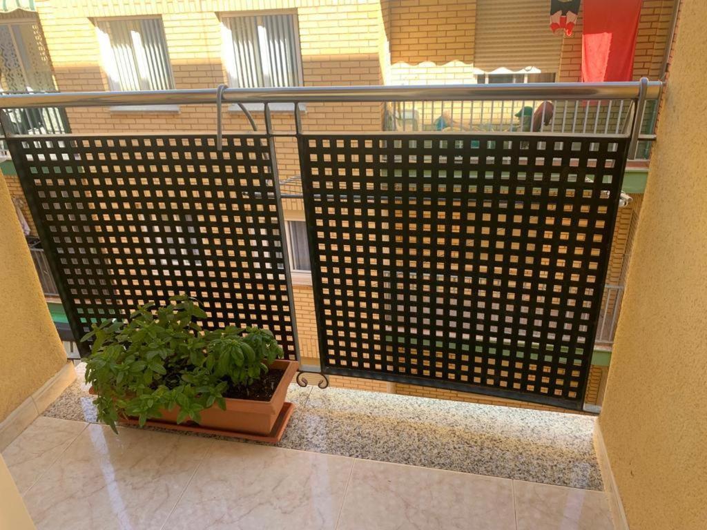 Alquilo Hermoso Apartamento En La Paradisiaca Oropesa Del Mar, 2Habitaciones, 1 Bano, Cocina, Salon, Aire Acondicionado Y Balcon A 400 Metros De La Playa Morro De Gos, Muy Cerca De Supermercados, Comercios Y Bares Bagian luar foto