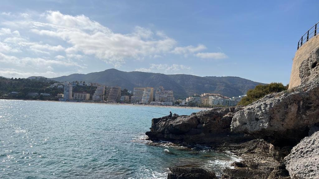 Alquilo Hermoso Apartamento En La Paradisiaca Oropesa Del Mar, 2Habitaciones, 1 Bano, Cocina, Salon, Aire Acondicionado Y Balcon A 400 Metros De La Playa Morro De Gos, Muy Cerca De Supermercados, Comercios Y Bares Bagian luar foto